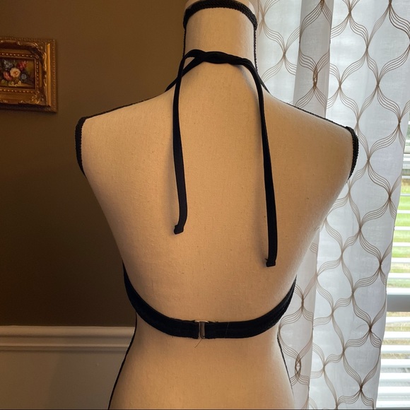 NWOT Mossimo Black Swim Top - Picture 2 of 3